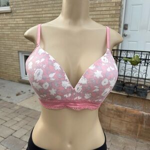 Lucky Brand wireless floral pink bra size 38C